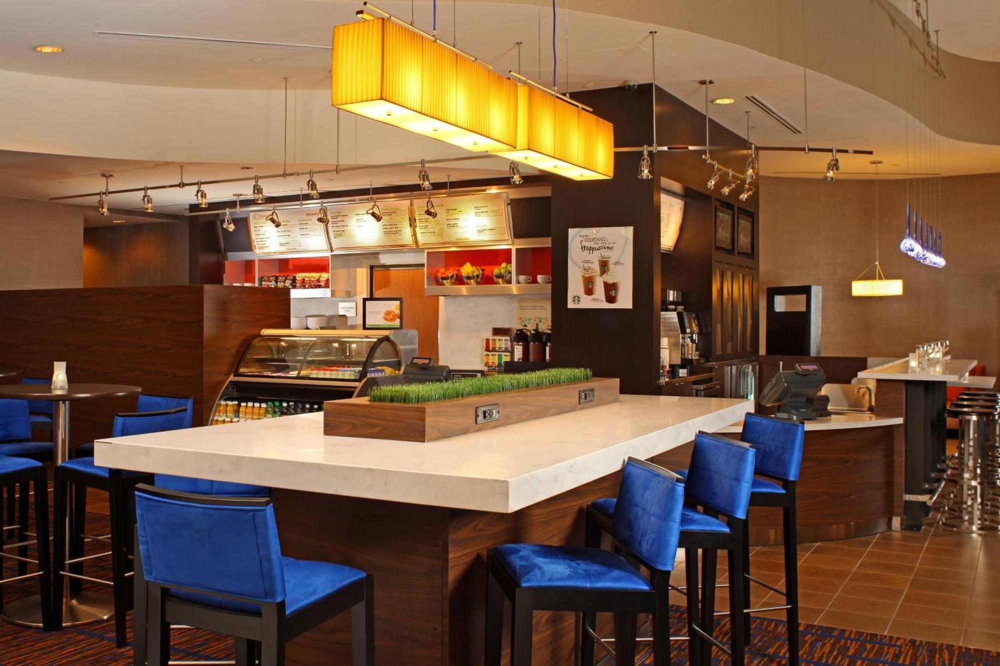 Courtyard By Marriott Baltimore Downtown/Inner Harbor Ngoại thất bức ảnh