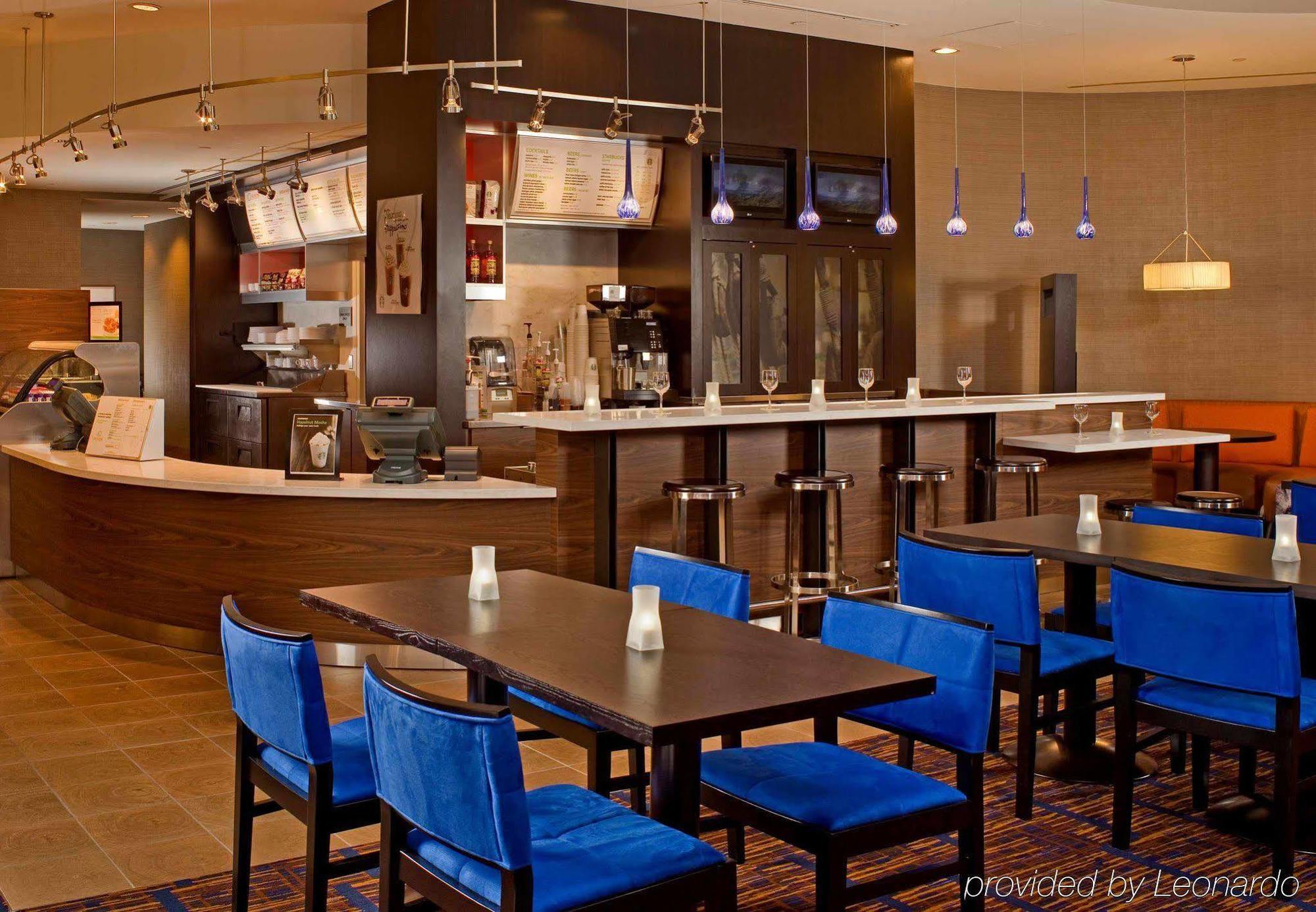 Courtyard By Marriott Baltimore Downtown/Inner Harbor Ngoại thất bức ảnh